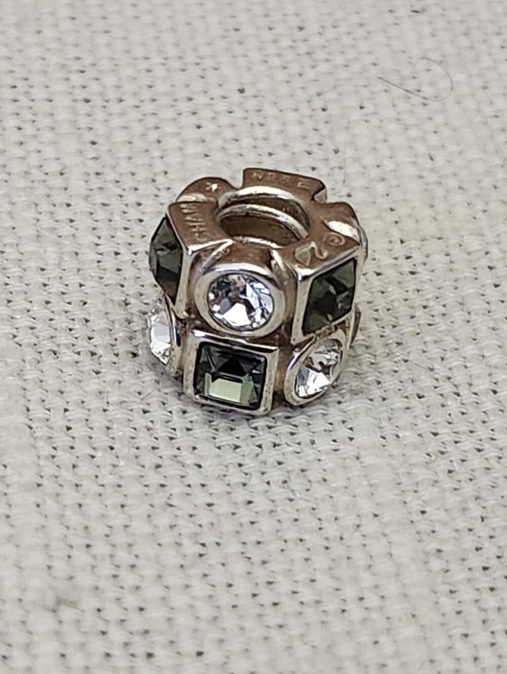 Chamilia X Swarovski Sterling Silver Cubed Bead with Black and Clear Crystals - Picture 6 of 7